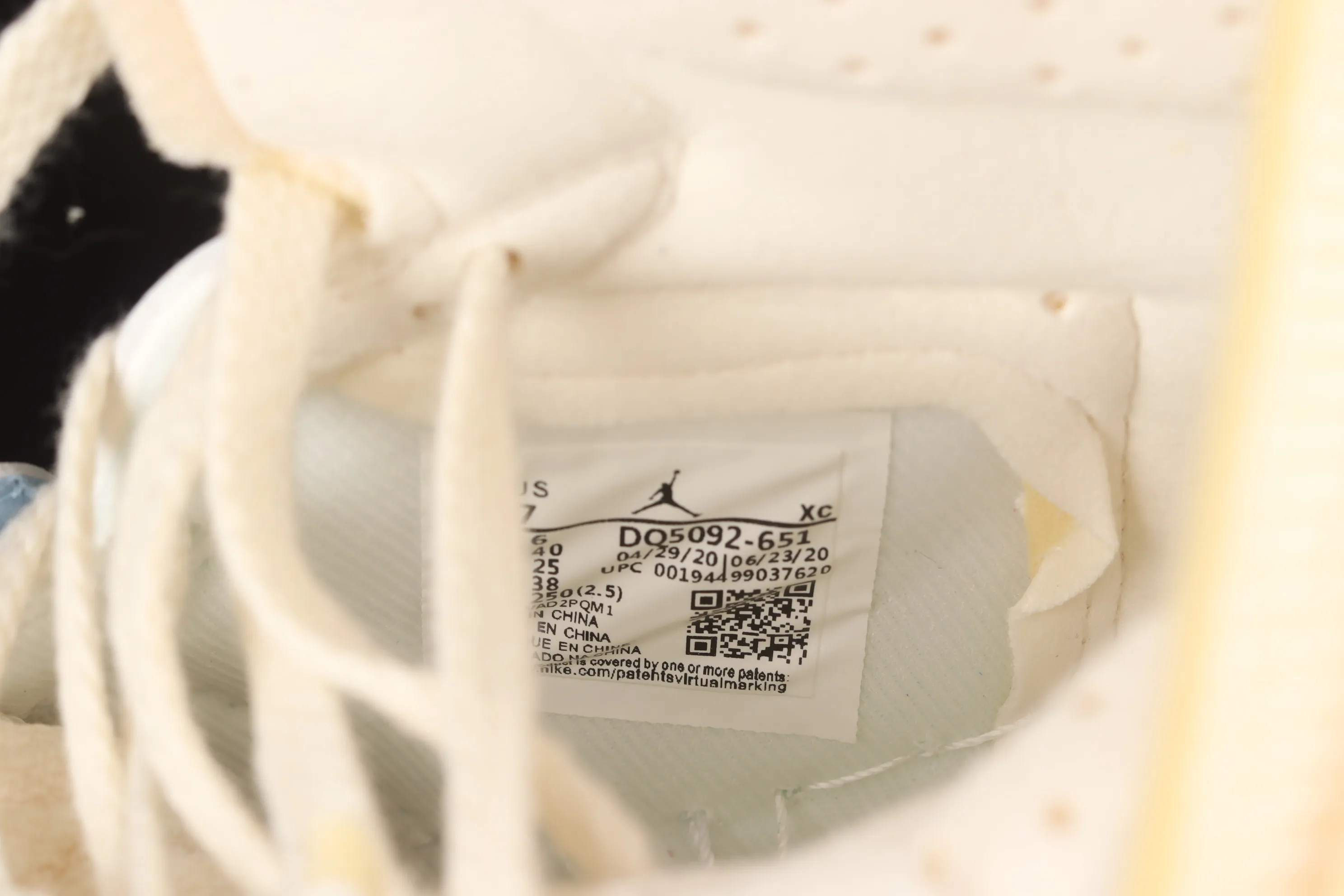 All categories Air Jordan Jordan series basketball shoes Air Jordan 1 High Air Jordan 1 Zoom CMFT "Celestine Blue" AJ1 Joe 1 Macaron Rice White Powder DQ5092-651